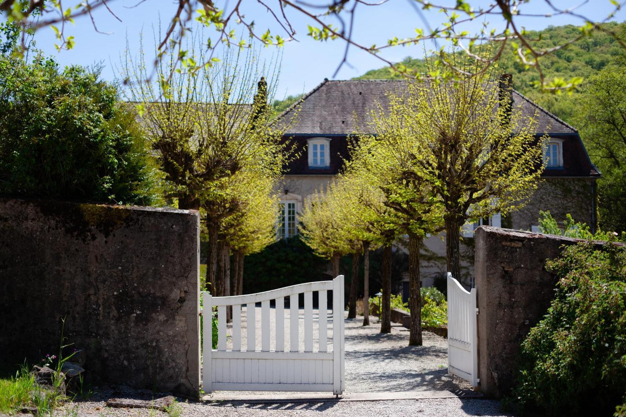 L'Annexe Du Moulin Renaudiots Lägenhet Autun Exteriör bild