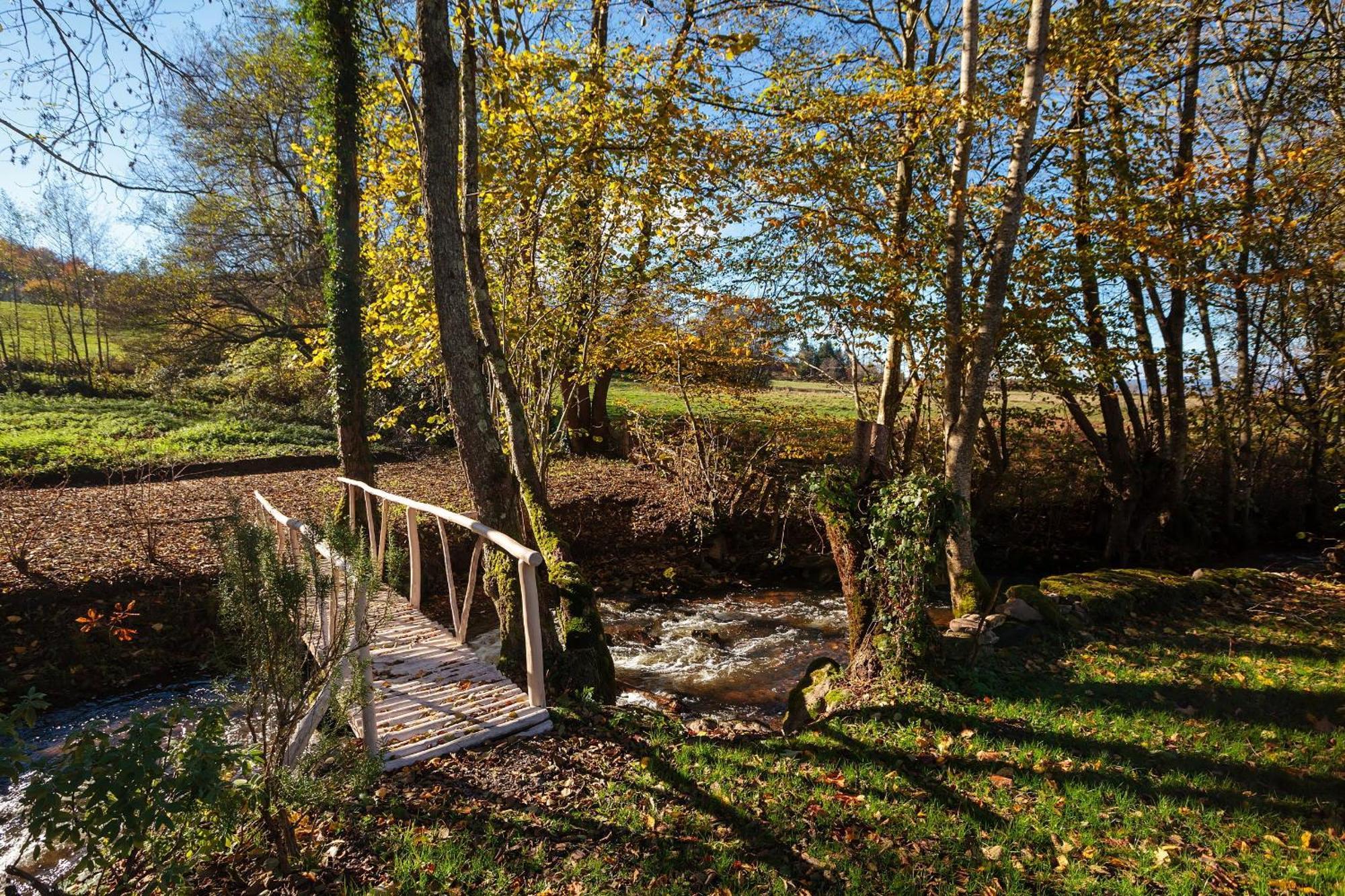 L'Annexe Du Moulin Renaudiots Lägenhet Autun Exteriör bild