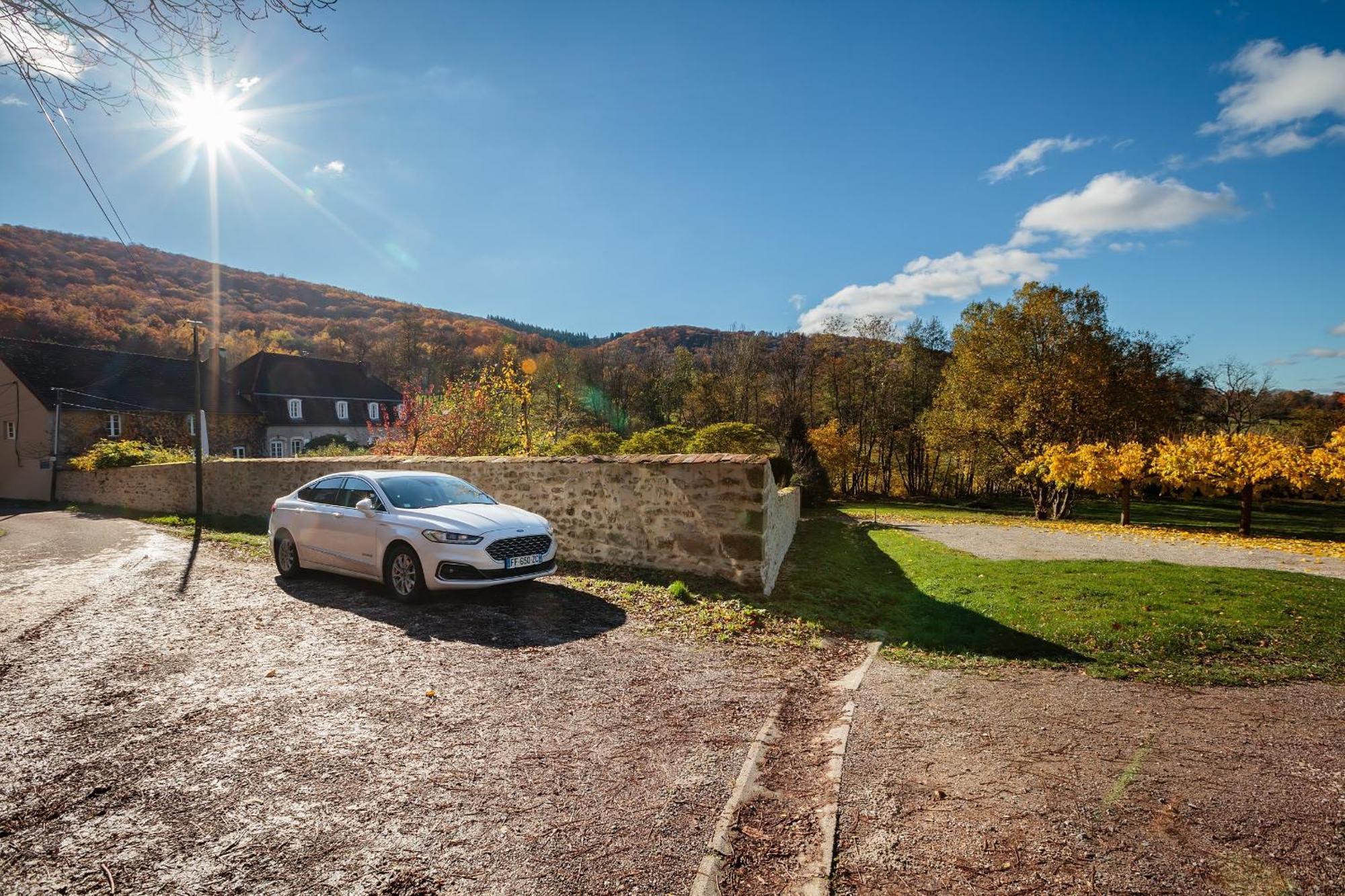 L'Annexe Du Moulin Renaudiots Lägenhet Autun Exteriör bild